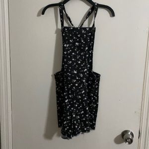 Art class size 10-12 girls overall shorts.